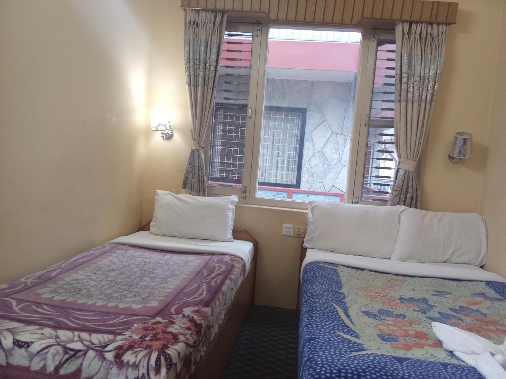 Hotel Celestyinn Pokhara Eksteriør billede